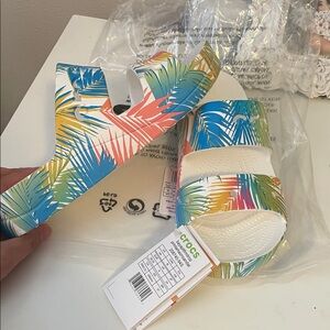 CROCS Colorful Palm Print Sandals